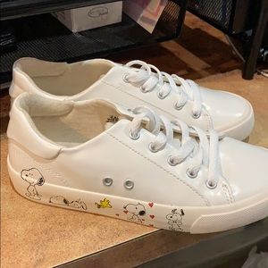 snoopy peanuts plimsolls